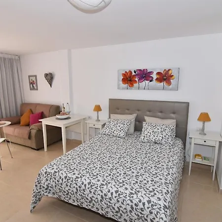 Atico Studio+terraza+wifi Ilimitado+satelite Διαμέρισμα