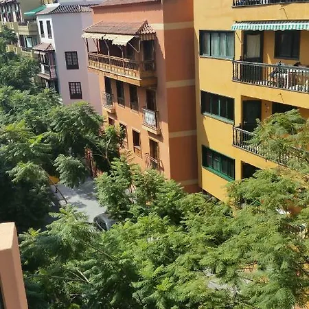 ático Studio+terraza+wifi Ilimitado+satélite *